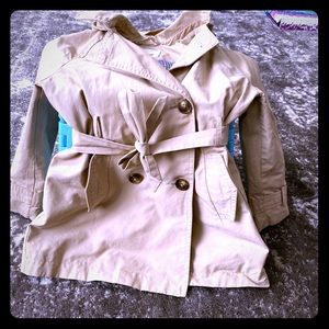 A super cute Trench Coat t